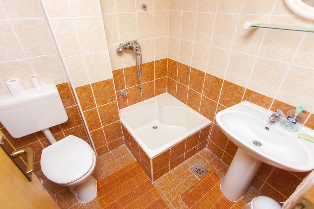 Apartment Carolija *